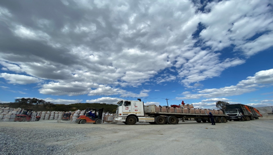 ��Դ���H�YԴ��Ͳ��fBikita�Vɽ�٫@��3�f��͸��Lʯ���V�۳������m